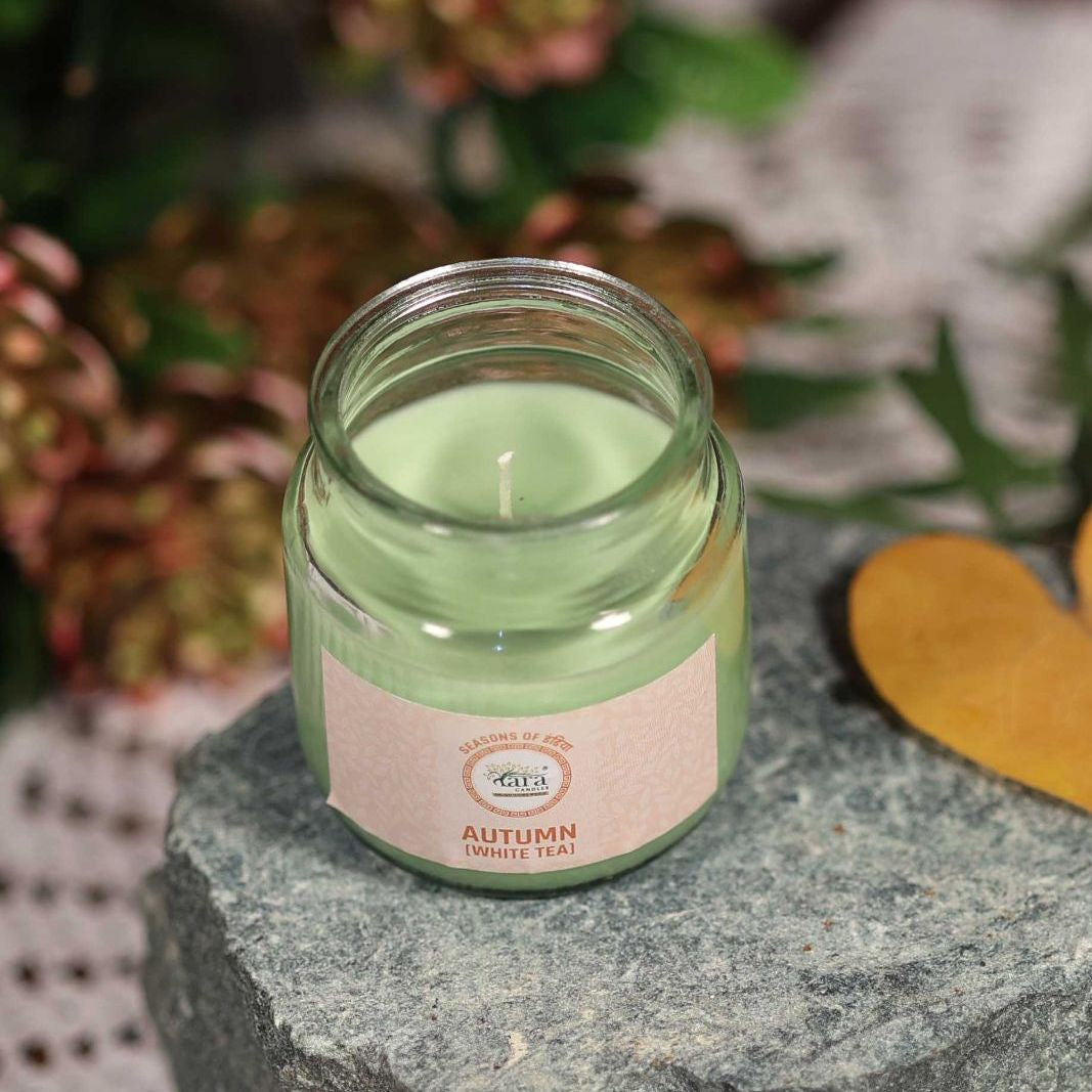 Autumn White Tea - 1 Wick Scented Candle - Irish Glass Jar - Tara Candles
